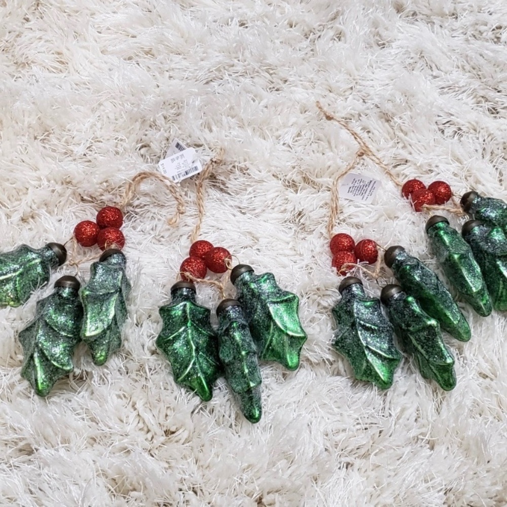 Southern Living || Mistletoe Ornament
